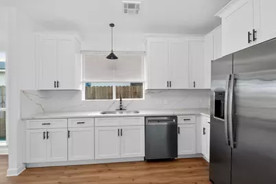 4114 Custer Creek Drive, Missouri City, TX 77459 - Photo 12