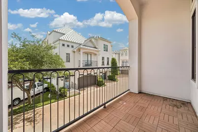 6019 Post Oak Green Ln, Houston, TX 77055 - Photo 10