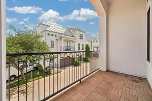 6019 Post Oak Green Ln, Houston, TX 77055 - Photo 10