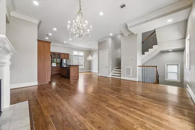 6019 Post Oak Green Ln, Houston, TX 77055 - Photo 8