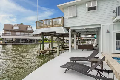 1226 Oahu Drive, Tiki Island, TX 77554 - Photo 30