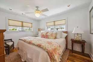 1226 Oahu Dr, Tiki Island, TX 77554 - Photo 12