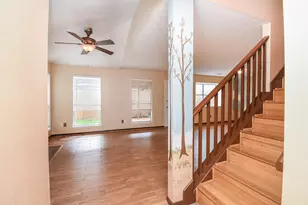 7822 Greenedge Dr, Houston, TX 77040 - Photo 2