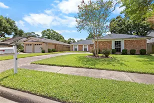 16410 Hickory Knoll Dr, Houston, TX 77059 - Photo 42
