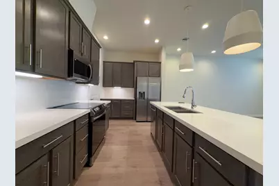5915 Haring Lane, Houston, TX 77091 - Photo 2