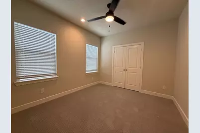 5915 Haring Lane, Houston, TX 77091 - Photo 12