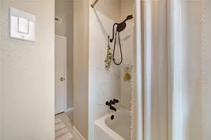 16570 Space Center Blvd, Houston, TX 77058 - Photo 20