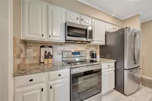 16570 Space Center Blvd, Houston, TX 77058 - Photo 12