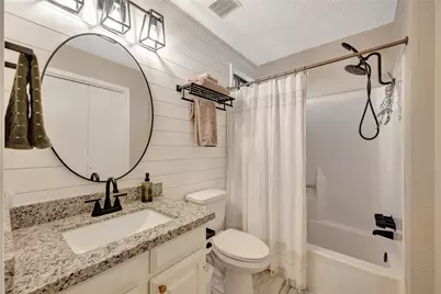 16570 Space Center Boulevard, Houston, TX 77058 - Photo 26