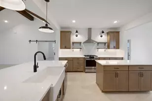 3306 Wickfield Pass Ln, League City, TX 77573 - Photo 6