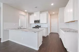 2110 Rosillo Brook Dr, Baytown, TX 77521 - Photo 6