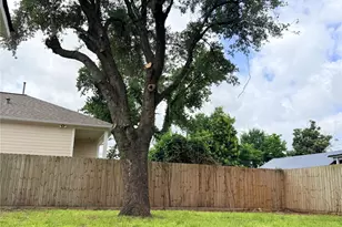 5003 Terry St, Houston, TX 77009 - Photo 2