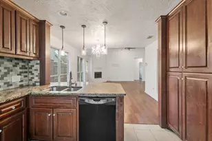 2012 Sandy Knoll Dr, Missouri City, TX 77489 - Photo 6