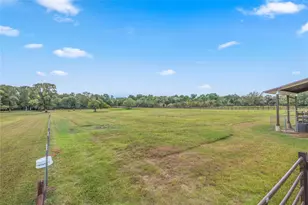 9600 Shadow Creek Trail NW, Hearne, TX 77859 - Photo 38