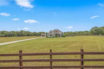 9600 Shadow Creek Trail NW, Bryan, TX 77808 - Photo 2