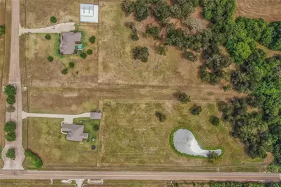 9600 Shadow Creek Trail NW, Hearne, TX 77859 - Photo 42