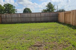 10314 Magnol Wood Dr, Houston, TX 77016 - Photo 12