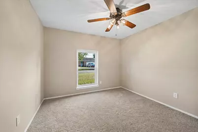 9807 Sparrow Street, La Porte, TX 77571 - Photo 20