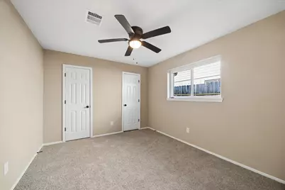 9807 Sparrow Street, La Porte, TX 77571 - Photo 22