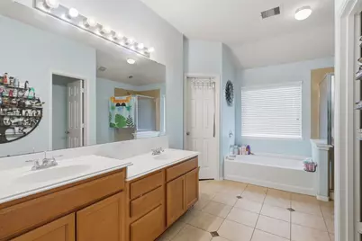 8243 Gran Villa Drive, Cypress, TX 77433 - Photo 10