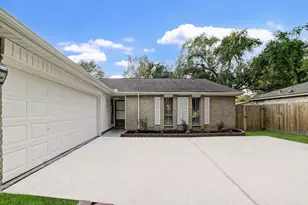 3918 Cypressdale Dr, Spring, TX 77388 - Photo 2