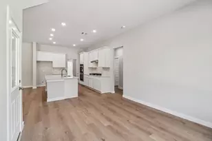 740 Barton Place Dr, Cleveland, TX 77327 - Photo 6