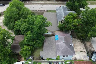 1502 Lee St, Houston, TX 77009 - Photo 10