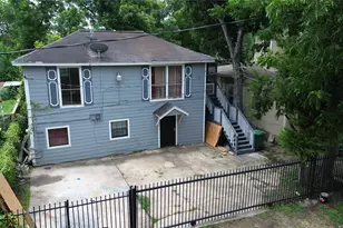 1502 Lee St, Houston, TX 77009 - Photo 2
