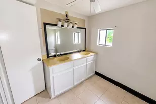 1502 Lee St, Houston, TX 77009 - Photo 20