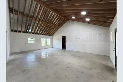 4680 County Road 611, Angleton, TX 77515 - Photo 8