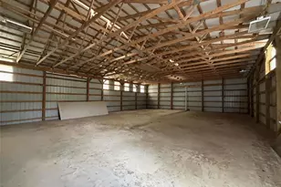 4680 County Rd 611, Angleton, TX 77515 - Photo 4