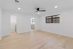 1911 Briarmead Dr, Houston, TX 77057 - Photo 32