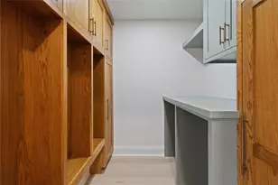 1911 Briarmead Dr, Houston, TX 77057 - Photo 18