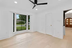 1911 Briarmead Dr, Houston, TX 77057 - Photo 26
