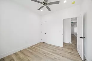 7222 Philibert Ln, Houston, TX 77028 - Photo 20