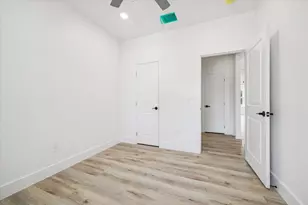 7222 Philibert Ln, Houston, TX 77028 - Photo 16