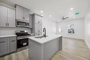 7222 Philibert Ln, Houston, TX 77028 - Photo 4