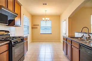 7115 Ironwood Forest Dr, Houston, TX 77083 - Photo 14
