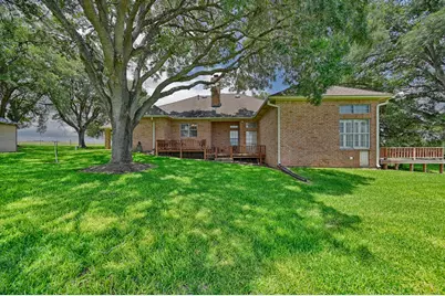 1552 Holub Road, Schulenburg, TX 78956 - Photo 30