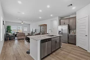 8320 Bristlecone Pne Wy, Magnolia, TX 77354 - Photo 4
