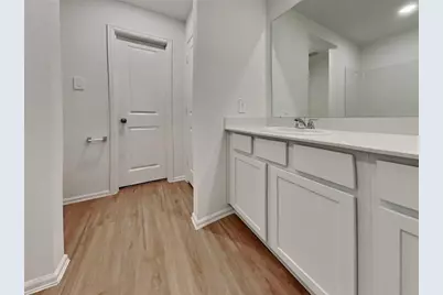3202 Holly Stokes Way, Conroe, TX 77301 - Photo 8