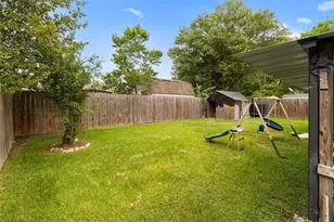2743 Flintrock Cir, Houston, TX 77067 - Photo 4