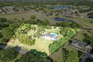 5301 Ryan Acres Dr, Pearland, TX 77584 - Photo 1