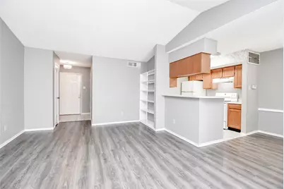 1515 Sandy Springs Road #1006, Houston, TX 77042 - Photo 4