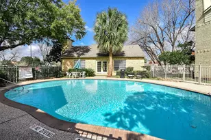 1515 Sandy Springs Rd, Houston, TX 77042 - Photo 34