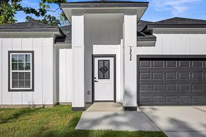 10426 Royal Oaks Drive, Houston, TX 77016 - Photo 4