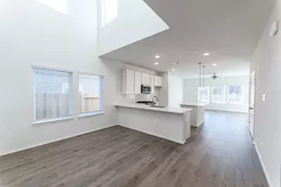 10693 Altitude Wy, Conroe, TX 77303 - Photo 8