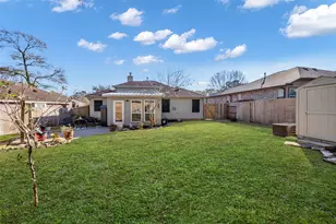 242 Sunset Path N, Conroe, TX 77316 - Photo 32