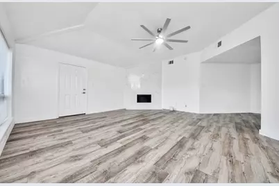 11627 Bowlan Lane, Houston, TX 77035 - Photo 2