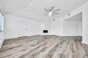 11627 Bowlan Ln, Houston, TX 77035 - Photo 2